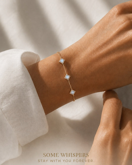 The Élan Bracelet